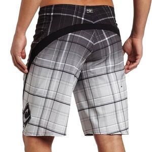 Oneill Men's Black, White, Gray Triumphfreak Boardshort Swim Trunk Size: 33